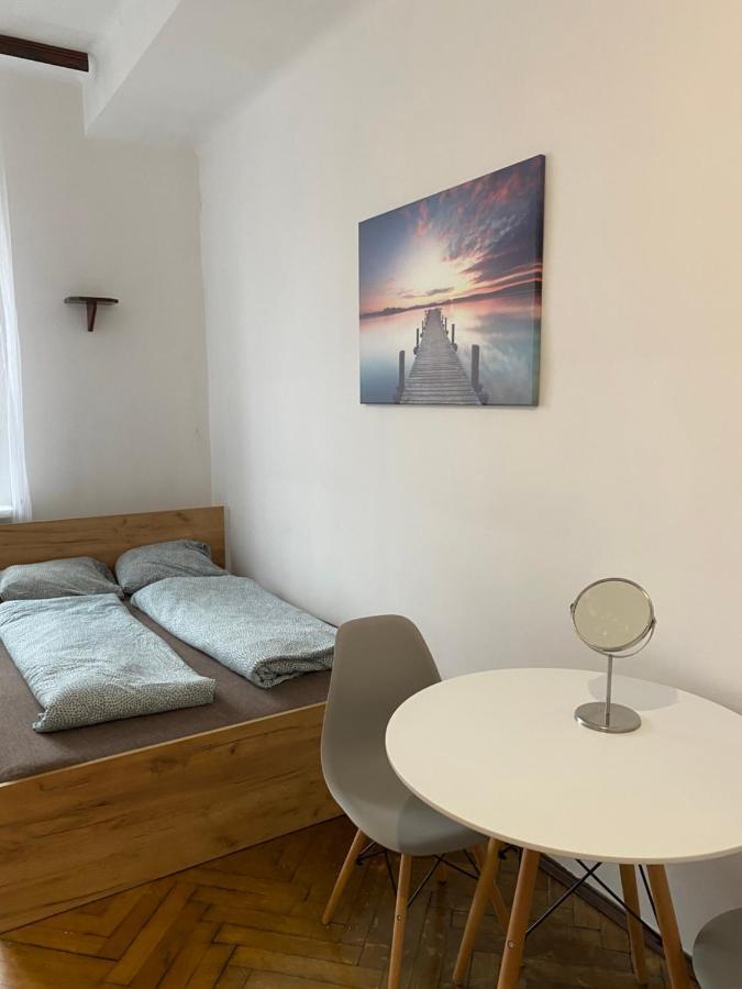 Classy In Old Town Appartement